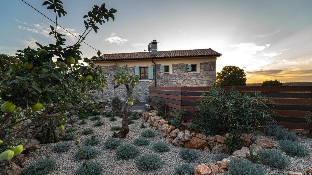 Villa Campiello Heated Pool Vrbnik Dış mekan fotoğraf